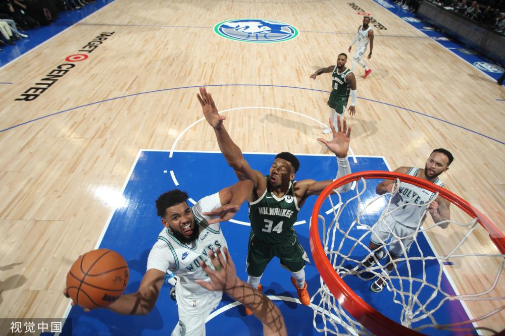 中国女足闪 中国女足闪