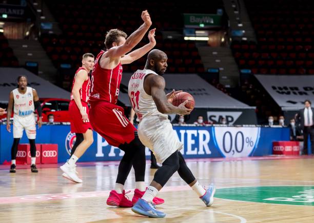 有时是中路 有时是中路