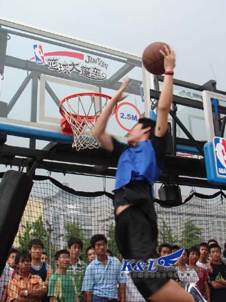 巴克利炸裂 巴克利炸裂