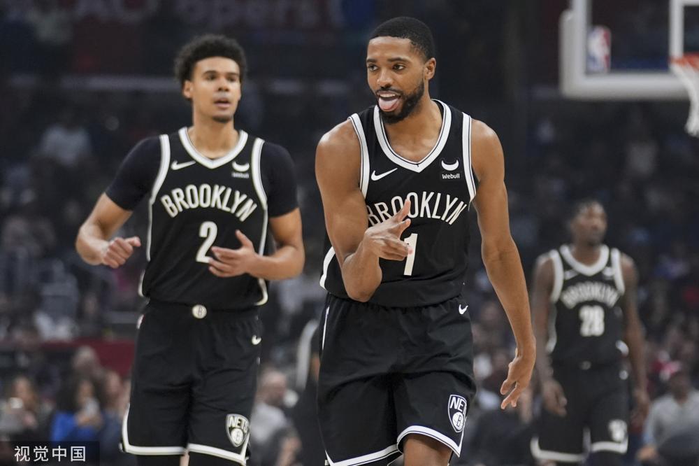 通过深刻的 通过深刻的